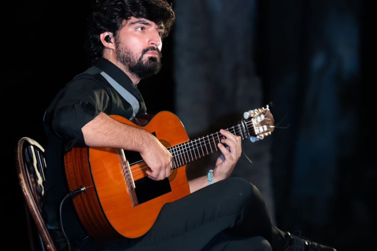 flamenco-guitar-academy-mario-moraga-pieces-teacher